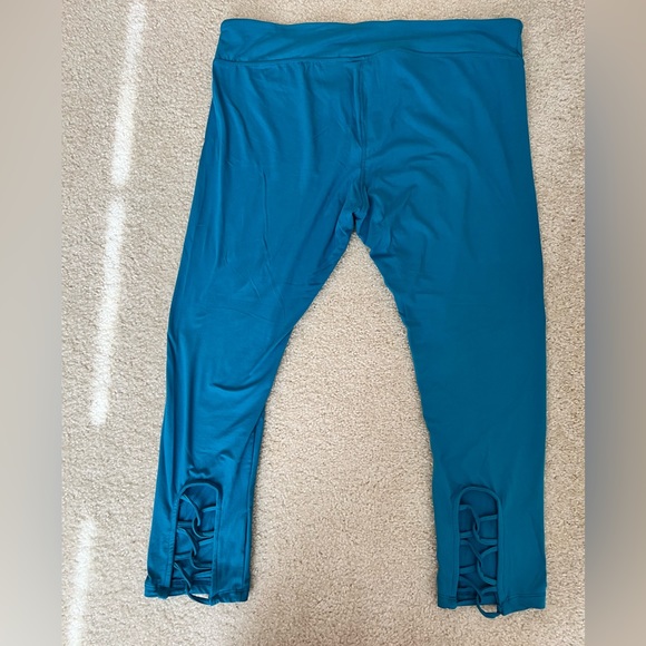 NWOT Turquoise crop yoga pants size XL - Picture 5 of 7